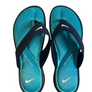 Nike Comfort Footbed Flip Flops Sandals Blue Teal Women’s Size 5.5